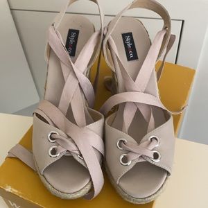 White Mountain Nude/Natural Espadrille Wedge Laced-up Sandals sz7